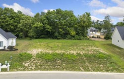 495 E Basalt Drive, Huntertown, IN 46748