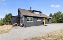 38623 E HISTORIC COLUMBIA RI Hwy, Corbett, OR 97019