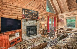 3003 Eagles Claw Way, Pigeon Forge, TN 37863
