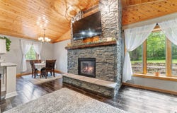 4279 Fayre Rd, Duluth, MN 55803