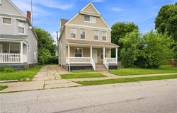 2260 E 85th Street, Cleveland, OH 44106