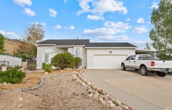 863 W SUNDOWN Ln, Tooele, UT 84074
