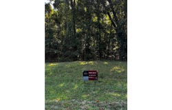 Lakewood Lake Ln, Huntingdon, TN 38344