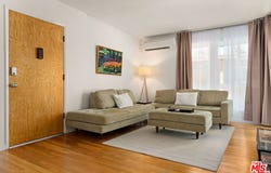4353 Colfax Ave, Studio City, CA 91604