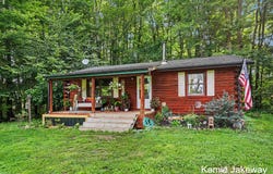 10481 Brown Road, Fenwick, MI 48834
