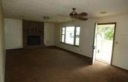 1077 SW Post Oak Rd, Indiahoma, OK 73552