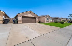 2439 Madeline Drive, Hanford, CA 93230