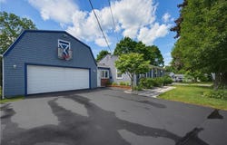 178 Halsey Road, Woonsocket, RI 02895