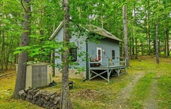 180 E Shore Drive, Dingmans Ferry, PA 18328