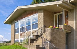 125 Schar Ct, Shaler, PA 15209
