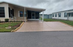 39615 Sierra Dr, Zephyrhills, FL 33542