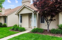 933 Georgetowne Drive, O'Fallon, IL 62269