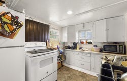 436 Oak St, Castleford, ID 83321