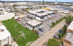 Edenborn Ave, Metairie, LA 70002