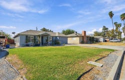 403 E Elm Street, Hanford, CA 93230