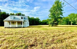 1097 Courthouse Road, Louisa, VA 23093