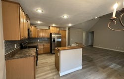 819 S Southgate Drive, Nixa, MO 65714