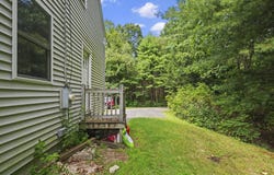 90 West St, Wendell, MA 01379