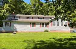 526 E River Rd, Mahoning Twp, PA 16116