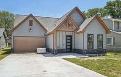 2936 Henry Road, Lancaster, TX 75134