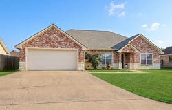 161 Plum Ridge, Lufkin, TX 75904