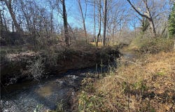 Abbott Lane, Walhalla, SC 29691