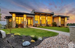 6 E EASTERN PEAK Cv, Sandy, UT 84092