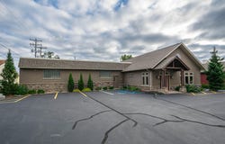 2869 W Dickman Road, Springfield, MI 49037