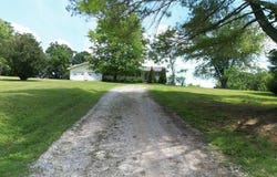 4357 Round Mountain Rd, Jamestown, TN 38556