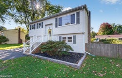 1816 Providence Avenue, Niskayuna, NY 12309