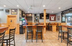 25 Walnut St N, La Crescent, MN 55947