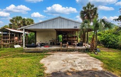 1234 Whiddon Ave, Cedar Key, FL 32625