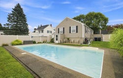 29 Garfield Ave, Beverly, MA 01915