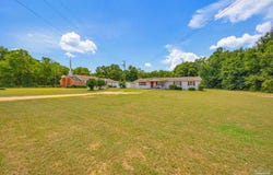 9475 Chumuckla Hwy, Jay, FL 32565