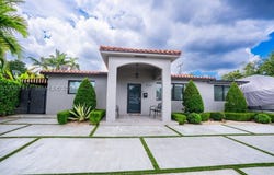 4210 W 6th Ave, Hialeah, FL 33012