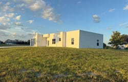 401 Lexington Drive, FL 33876
