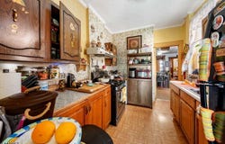 149 Howe Ave, Passaic City, NJ 07055-2914