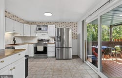 274 THE HILL Road, BASYE, VA 22810