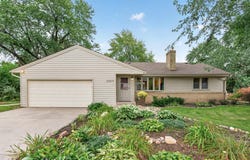 13819 Bellevue Drive, Minnetonka, MN 55345