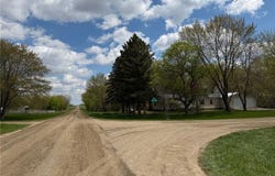 37026 710th Avenue, Saint James, MN 56081