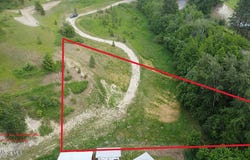 6855 Cemetery Rd, Bonners Ferry, ID 83805
