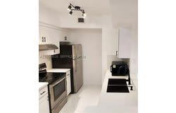2452 Centergate Dr, Miramar, FL 33025
