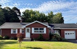 229 Mccarthy Ave, Chicopee, MA 01020