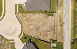 2425 Stardust Trail, Venus, TX 76009