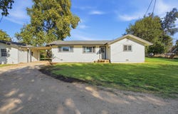 19002 W Niles Lane, Redding, CA 96002