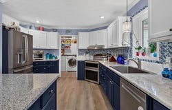 52 CLOVERDALE LN, STUARTS DRAFT, VA 24477