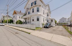 154 Mott St, Fall River, MA 02721