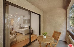 15231 Magnolia Blvd, Sherman Oaks, CA 91403