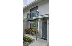 605 Riverside Dr, Green Acres, FL 33463