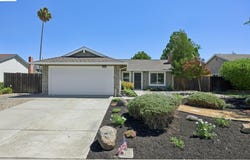 1665 Honeysuckle Rd, Livermore, CA 94551